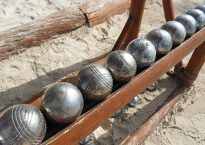 Boules de pétanque sur la plage