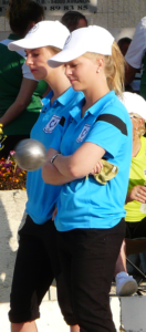 Agathe et Lou Dubreule, au Championnat de France de pétanque de triplette féminine