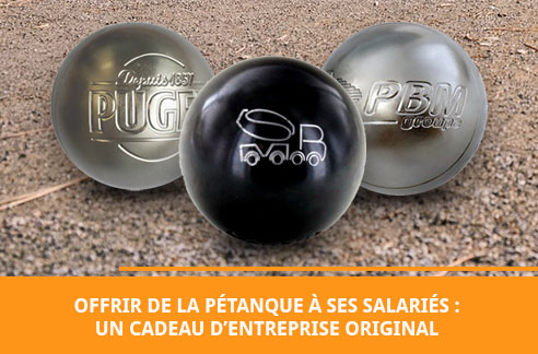 La boule de pétanque, une idée cadeau tendance pour vos salariés