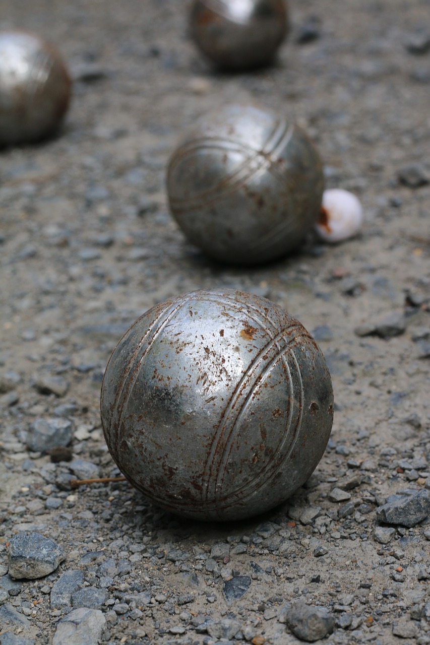 Comment entretenir des boules de pétanque ?