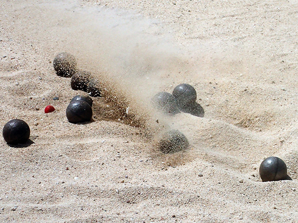 La pétanque est-elle un sport dangereux ?